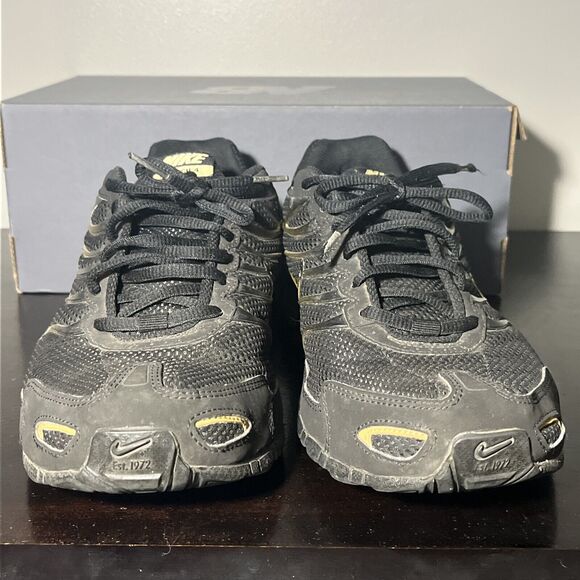 Nike Air Max Torch 4 Mens Size 9.5 Black Metallic Gold Running Shoes CN2159-002 - Picture 5 of 10